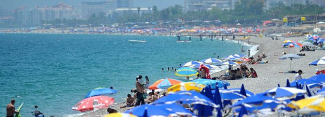 Antalya'ya gelen turist sayısı 6 milyonu geçti