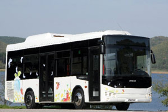Otokar'ın ilk doğalgazlı otobüsü görücüye çıktı