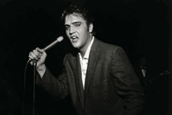 Elvis Presley anılıyor