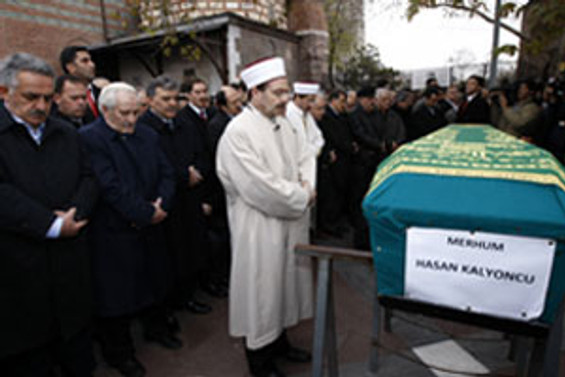 Kalyoncu, toprağa verildi
