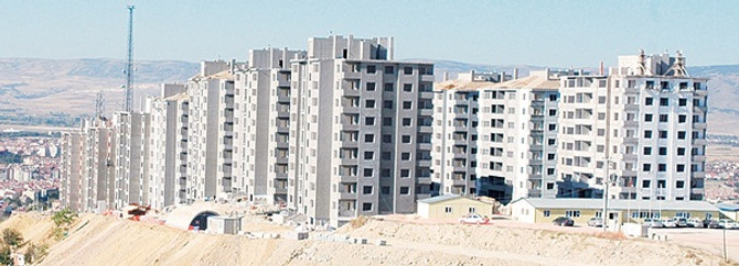 "Karacabey'deki çatlaklar tehlikeli değil"