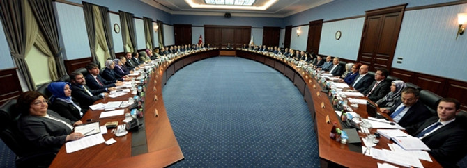 AK Parti MYK toplantısı sona erdi