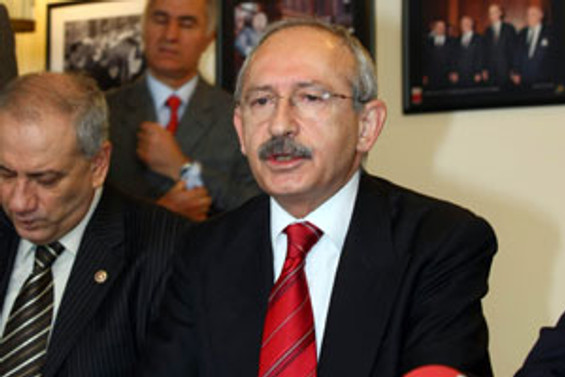 "Çekilmeye hazırız diyorsa, versin dilekçeği"
