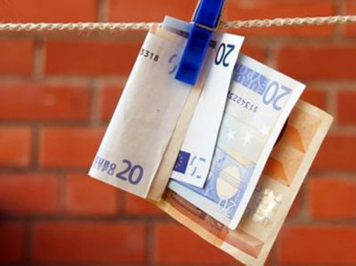 İspanya 3 ve 9 ay vade ile 4 milyar euro borçlandı
