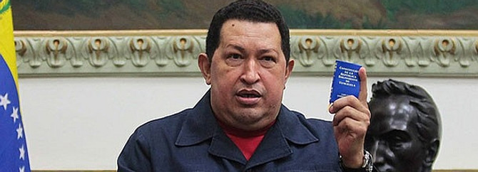Chavez kanser ameliyatı için yeniden Küba'ya gitti