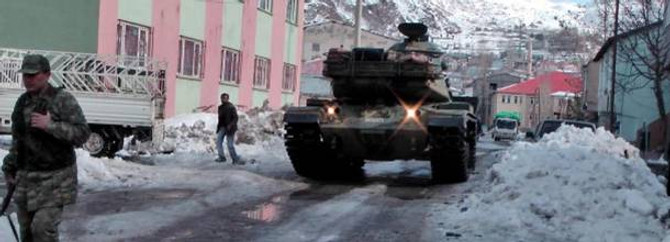 Irak sınırına sevkiyat