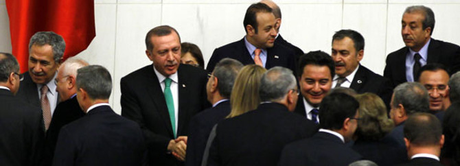 Bütçe kabul edildi