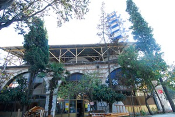Atik Ali Paşa Camii, yıpranmış görüntüsünden kurtuluyor