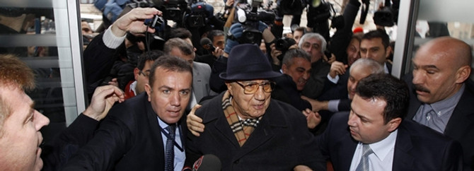 Savcı Karadayı'yı işaret etti