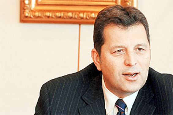 ”Şirketler daha üst standartları hedeflemeli”