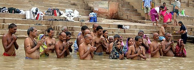 120 milyon Hindu günahlarından arındı
