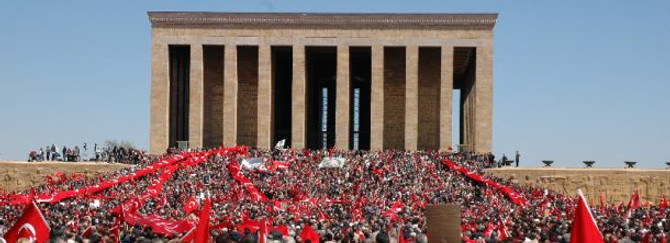 Temmuz'da Anıtkabir'i 201 bin kişi ziyaret etti