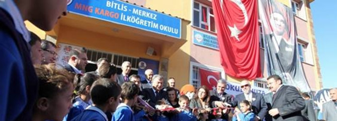 MNG Kargo'nun atık poşetleri okula dönüşüyor