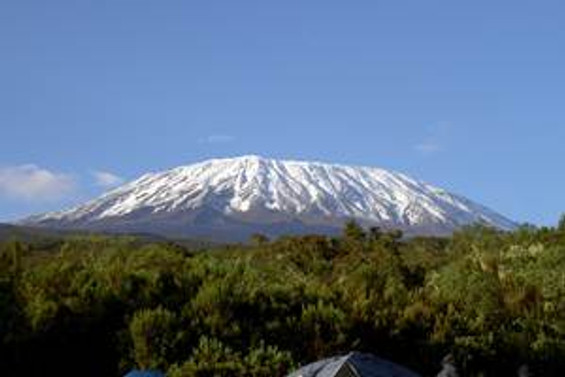 Erkek egemenliğini yıkmak için Kilimanjaro'ya tırmanacaklar