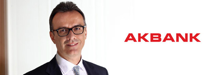 Akbank 'Büyük Kırmızı Ev'de faizi düşürdü
