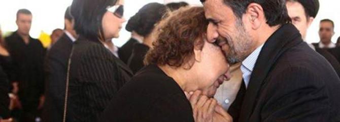 Anneyi teselli eden Ahmedinejad'a kınama