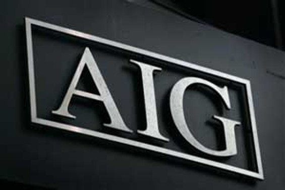 AIG, fon birimini Pacific Century'ye satacak