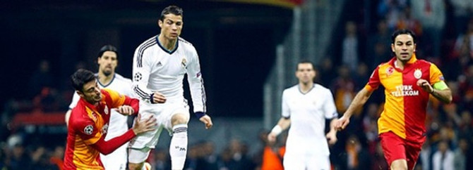 Galatasaray, Ronaldo'yu durduramadı