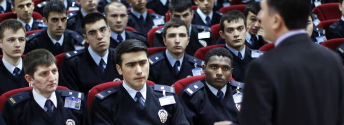Polis dolandırıcılığı tiyatroyla anlatacak
