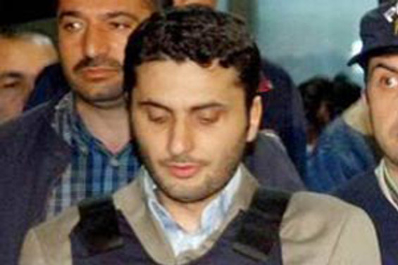 Arslan yine olay çıkarttı