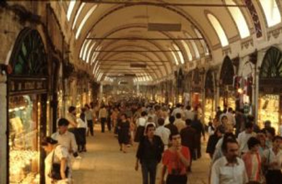 Kapalıçarşı pazar günleri açılmaya hazırlanıyor
