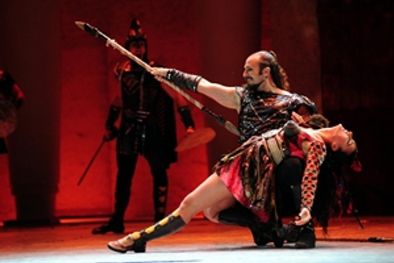 "Troya" Antalya'da sezonu açtı
