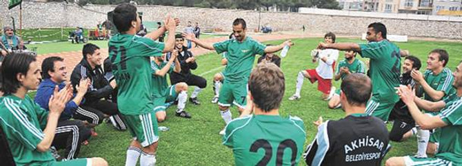 Akhisar "1 puan"a kaldı