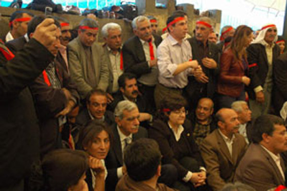 DTP'lilerden açlık grevi