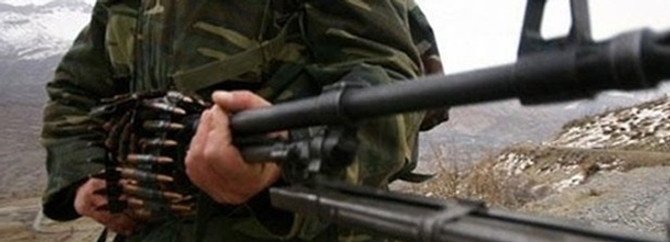 Şırnak'ta askere taciz ateşi açıldı