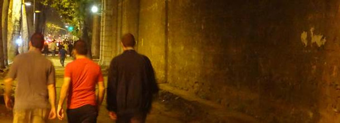Gezi Parkı eylemcileri bir 'duvar'a dokunmadı