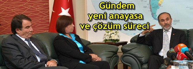 Siyasetin gündemi yeni anayasa ve çözüm süreci