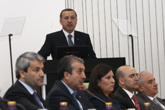 ”Bilime yatırım yarına armağandır”
