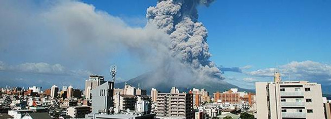 Japonya'da yanardağ faaliyete geçti