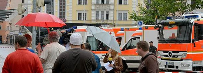Rehine krizi Merkel'in mitingini iptal ettirdi