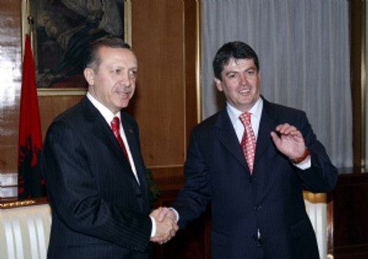 Erdoğan, Arnavutluk Cumhurbaşkanı ile görüştü