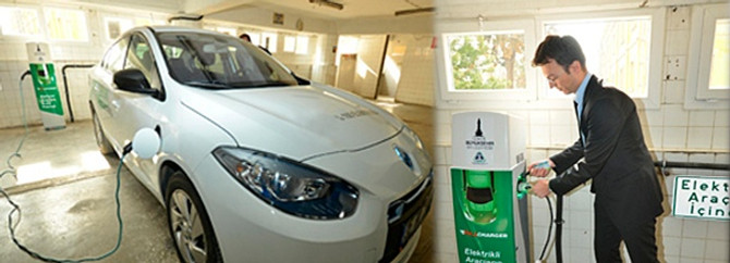 İzmir'de elektrikli araçlar için şarj istasyonu