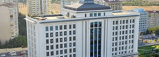 AK Parti MKYK toplanıyor
