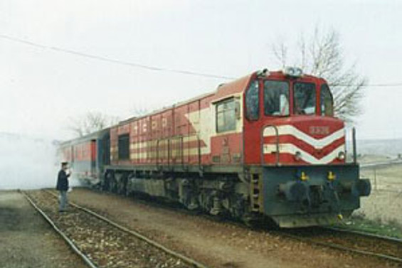 Tatvan'da tren yolunda patlama