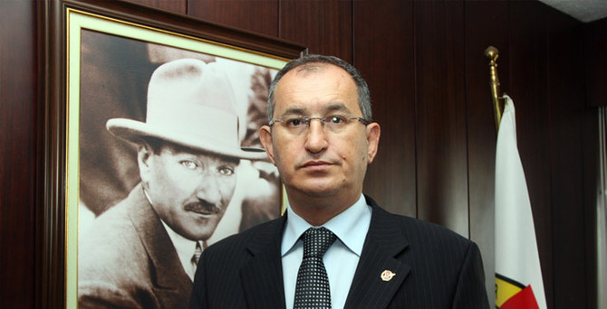 YSK, CHP'li Sertel'in adaylığını iptal etti