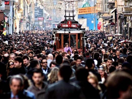 ‘Türklerin ülkeye güveni azalıyor'