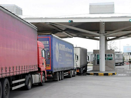 Şubatta geçiş belgesi ve TIR karnesi sayıları azaldı