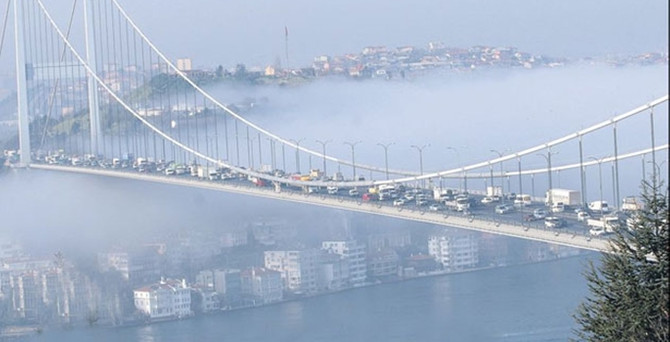 İstanbul Boğazı gemi trafiğine kapatıldı