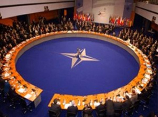 Polonya istedi, NATO toplanıyor