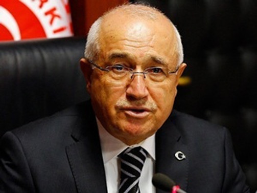 "Basın-hükümet ilişkileri sağlıklı değil"