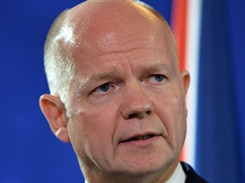 William Hague görevinden ayrıldı
