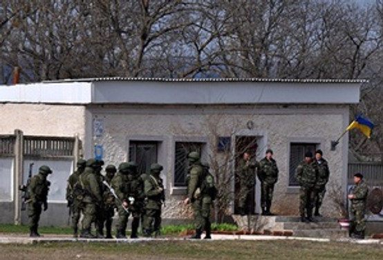 Rus askerleri sınır karakolunda