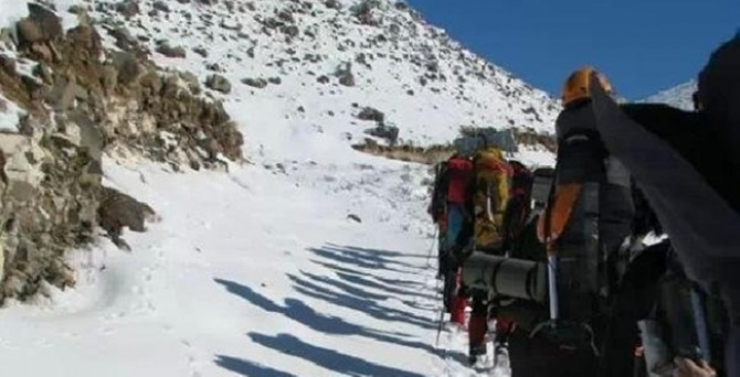 11 sporcu Ilgaz'ın zirvesine ulaştı