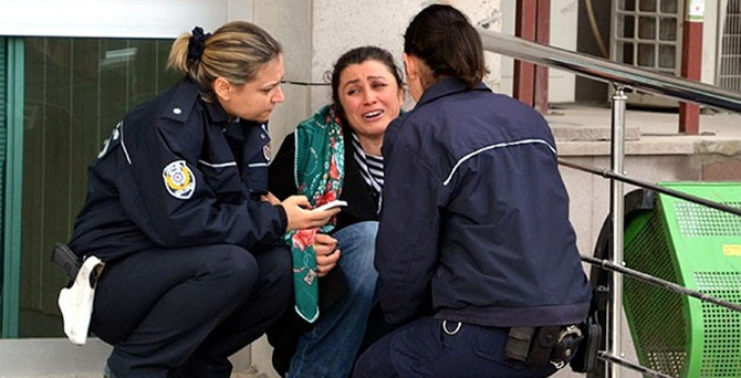 Yaralı polis memuru şehit oldu