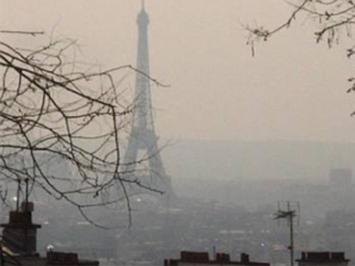 Paris'te hava kirliliği alarmı