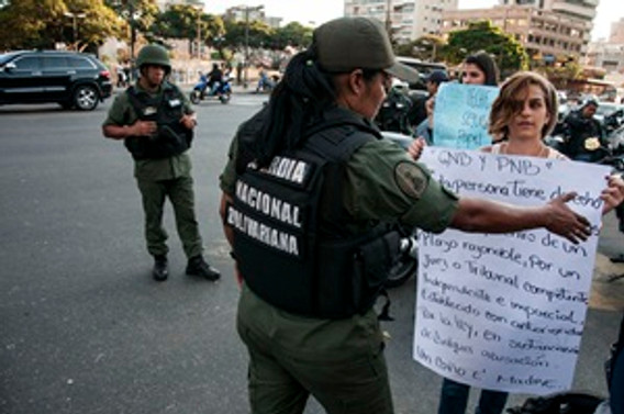 Venezuela'da gösteriler sürüyor